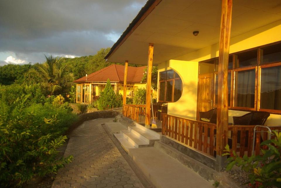 Golo Hilltop Hotel,拉布安巴焦